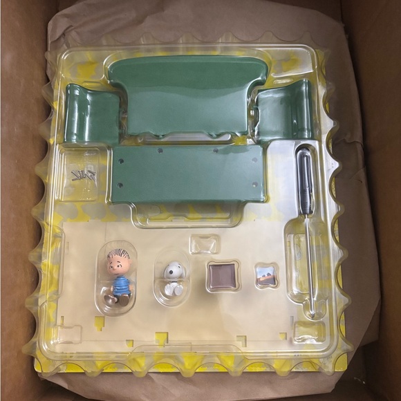 DeAgostini collectible - Snoopy House Build Up - Picture 1 of 4
